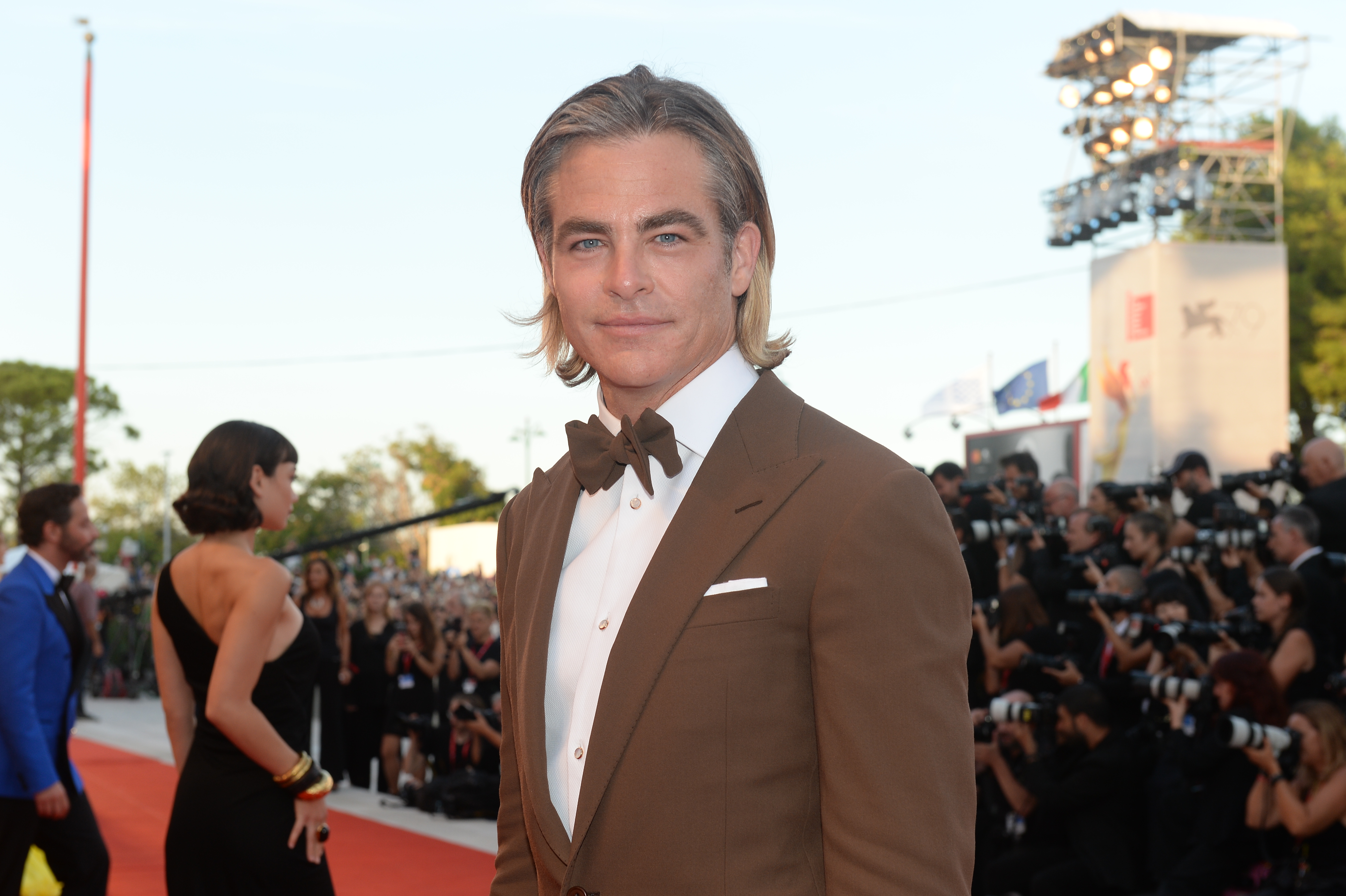 chris pine don't worry darling