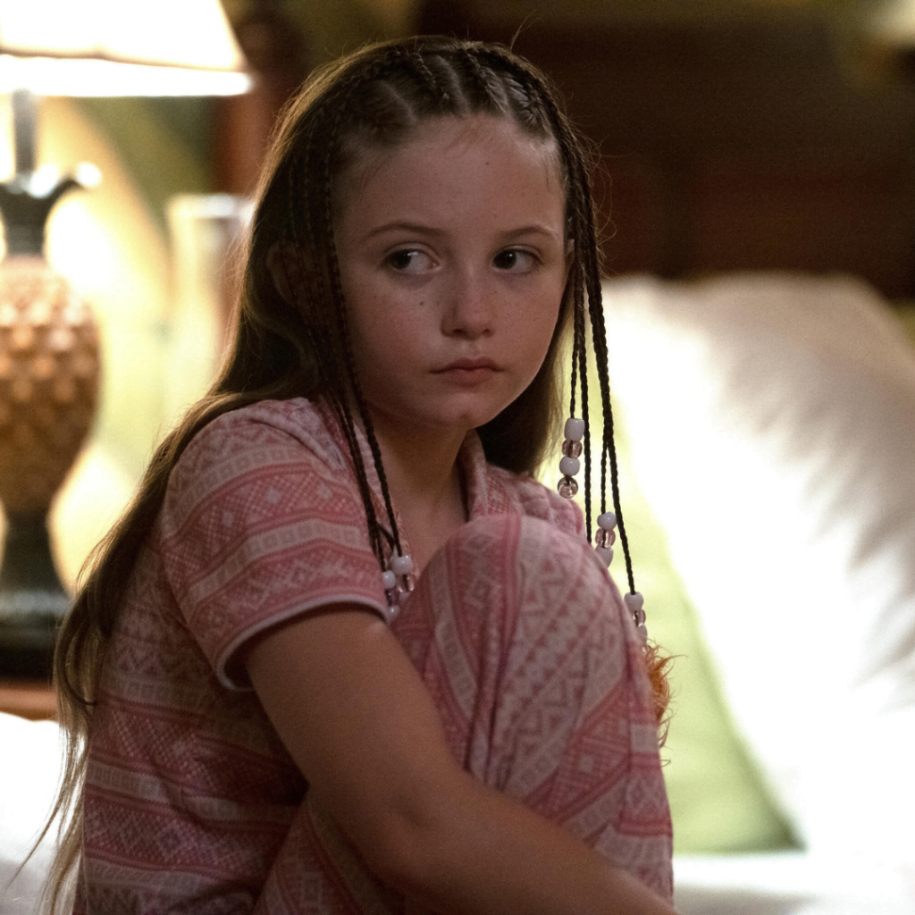 Kenlee Townsend as Claire (Young Emily Thomas)