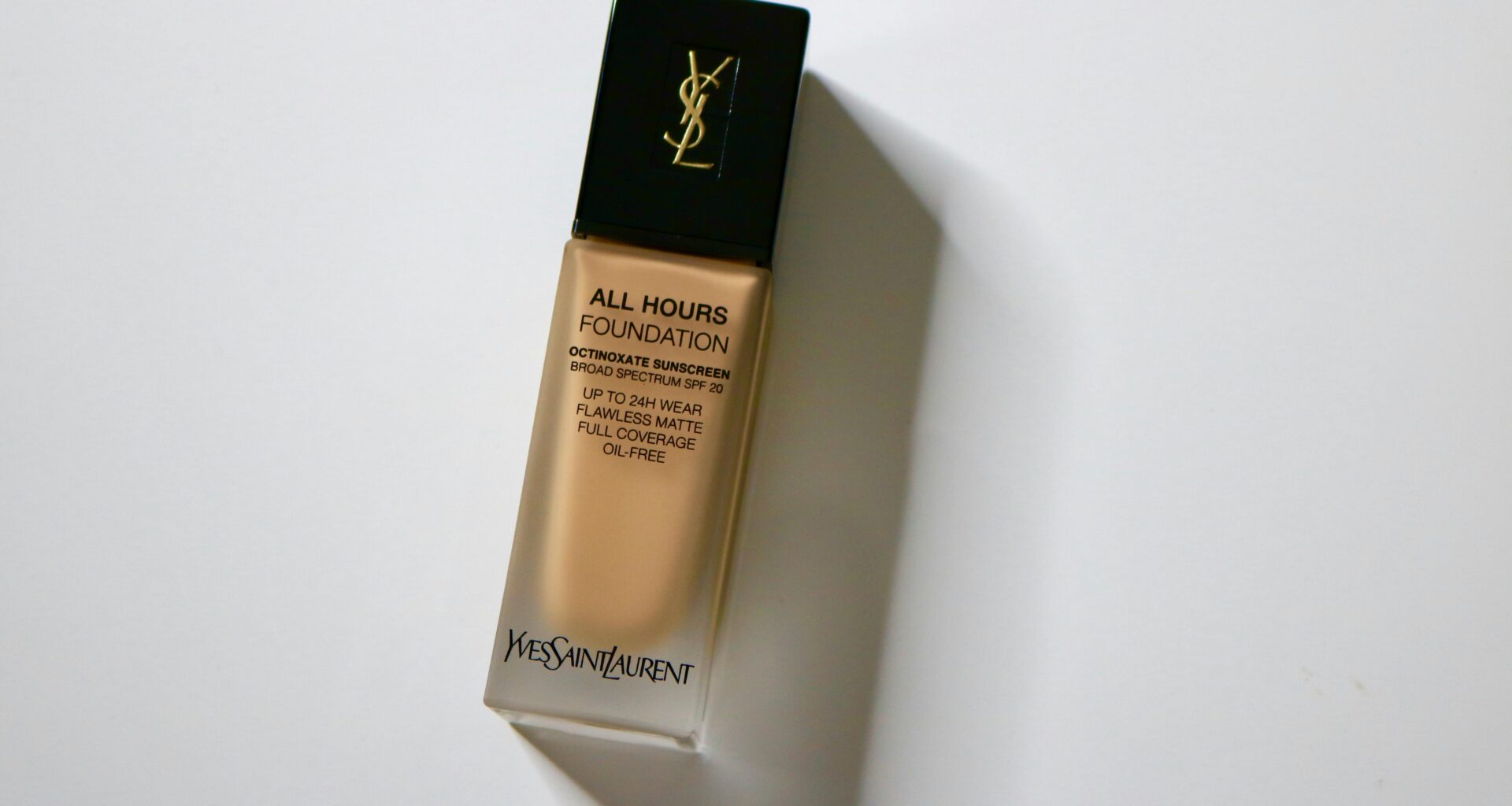 Get the Perfect Foundation Match - Yves Saint Laurent